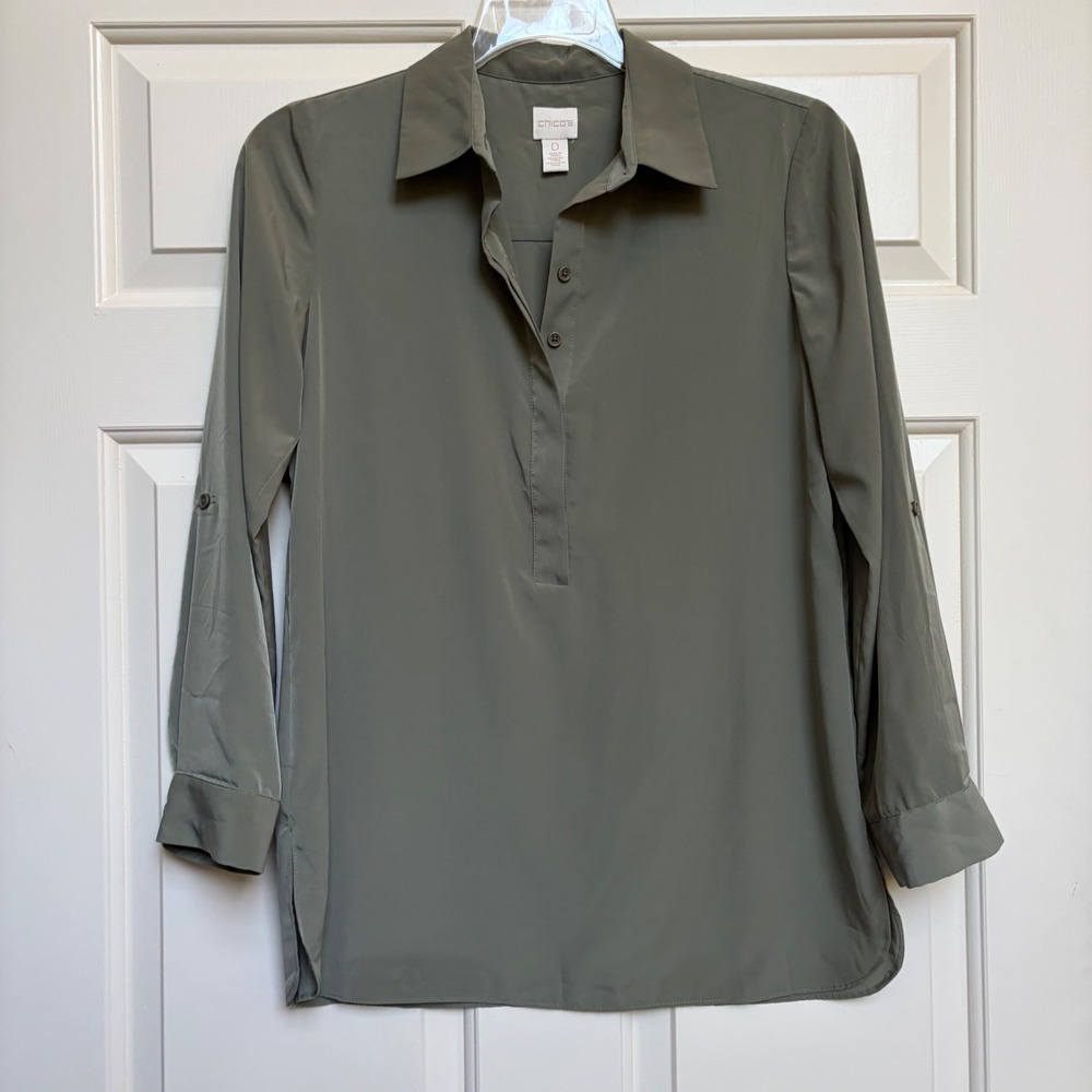 Chicos Olive Green Roll Tab Sleeve Tunic Blouse Size 0 S Top Minimalist Earthy